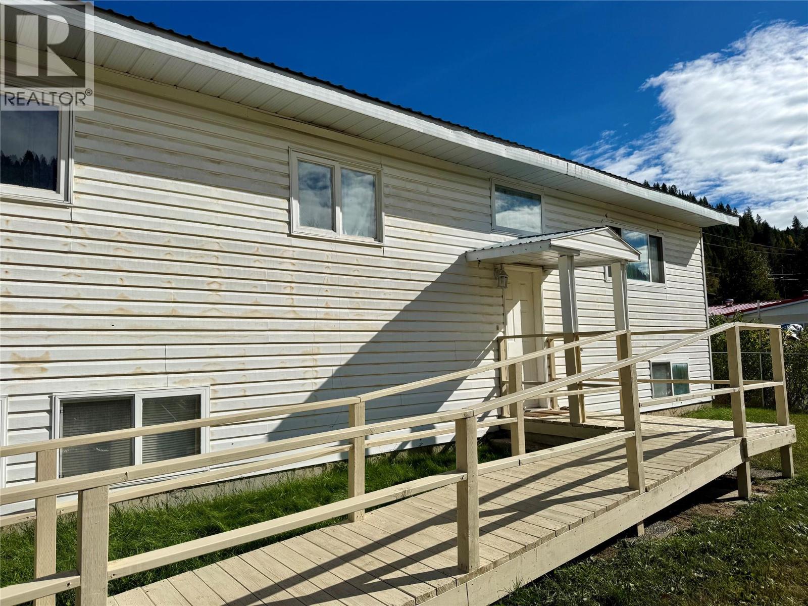 442 N. KIMBERLEY Avenue, Greenwood