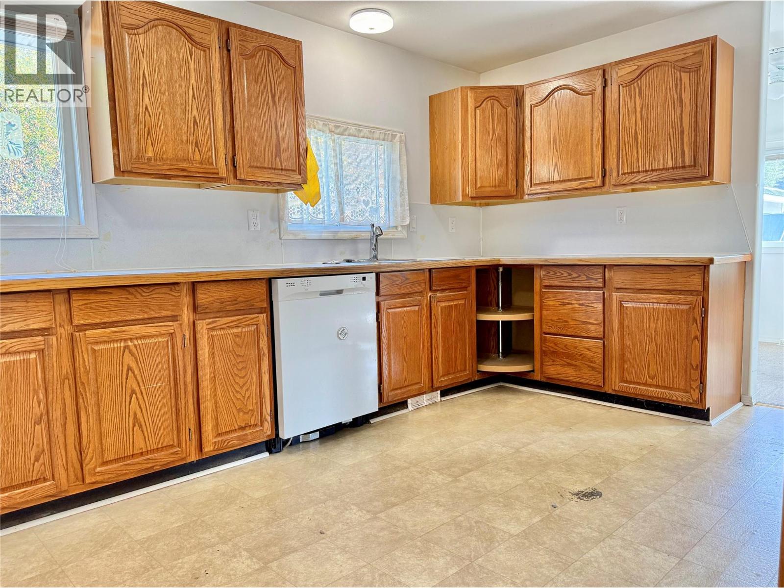 442 N. KIMBERLEY Avenue, Greenwood