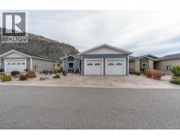 125 8300 Gallagher Lake Frontage Road, Oliver
