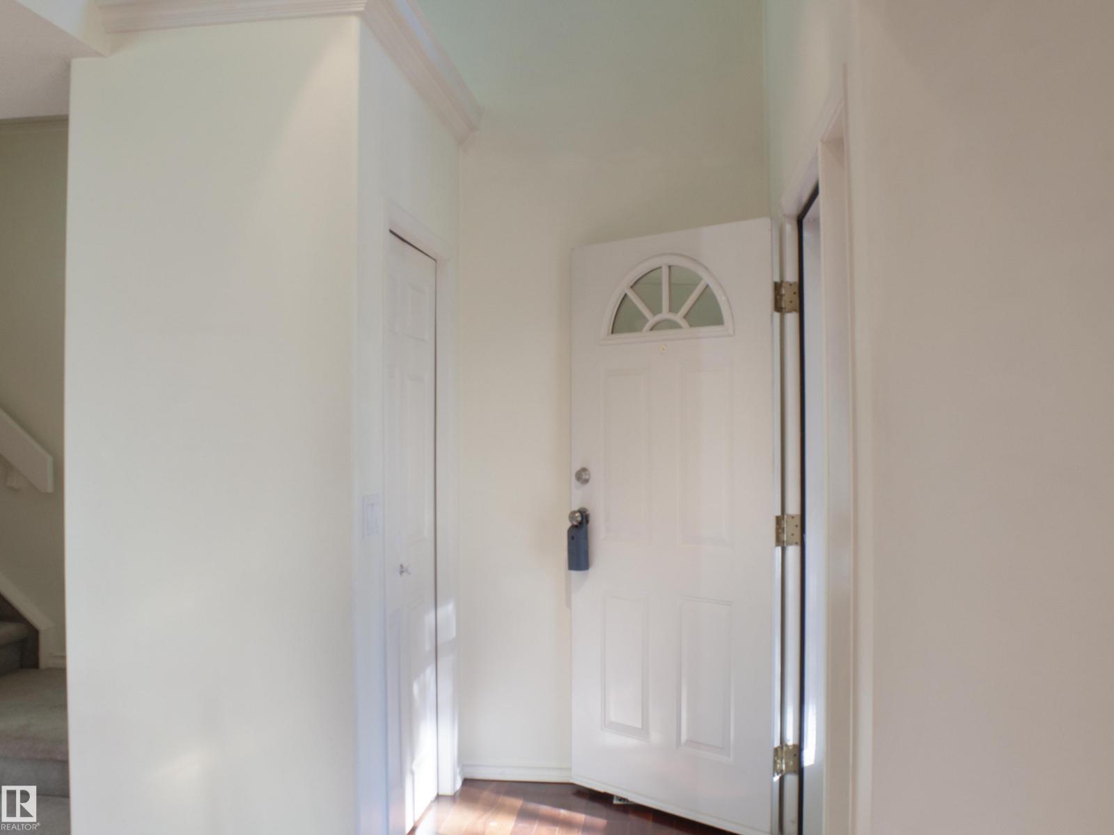 9130 77 AV NW, Edmonton