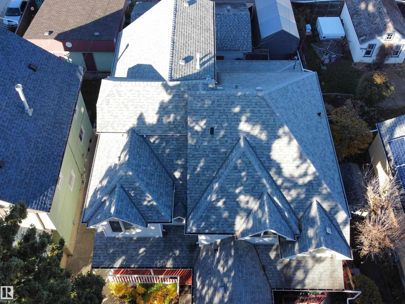 9130 77 AV NW, Edmonton