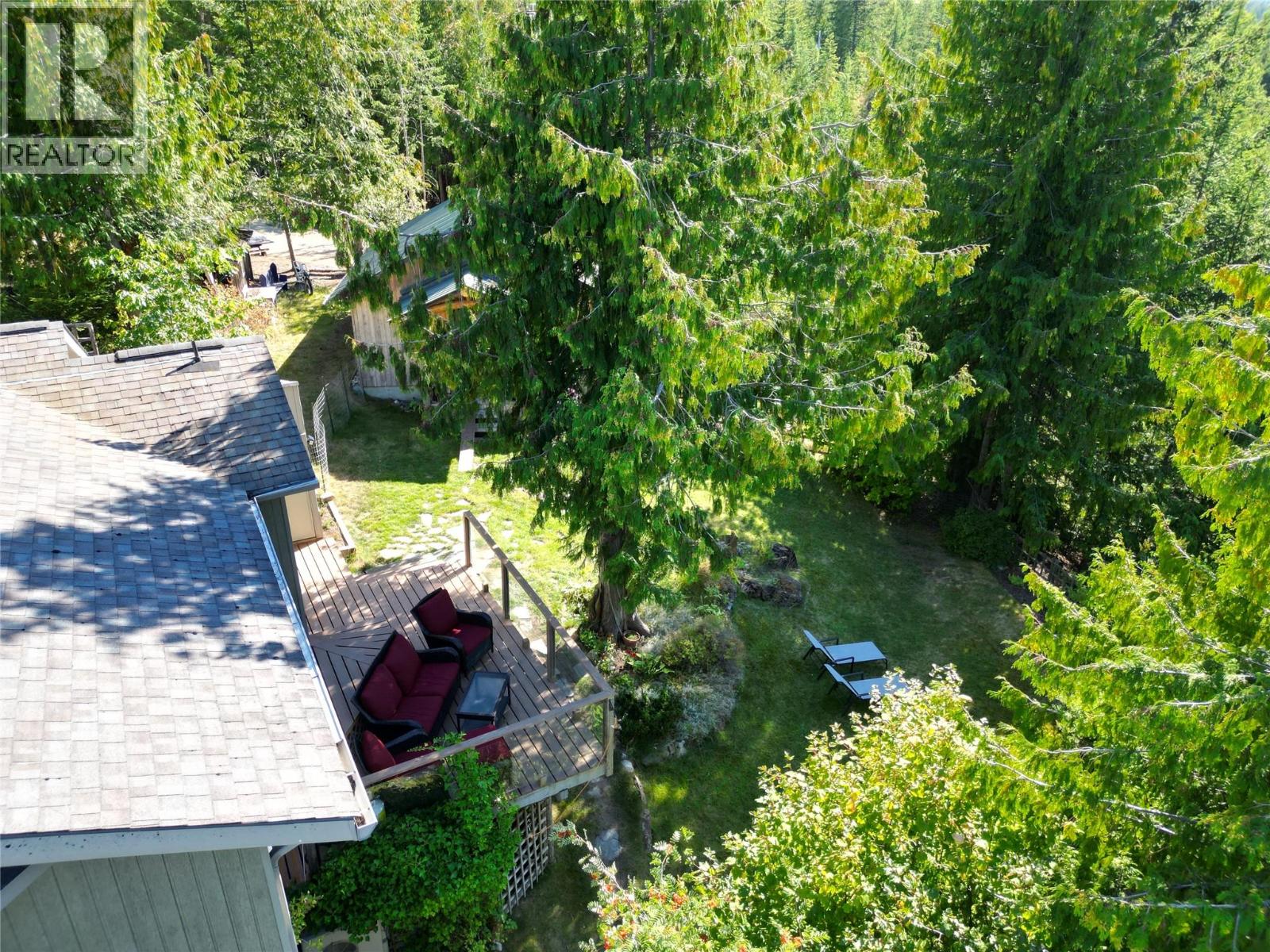 230 Rainbow Ridge Road, Procter