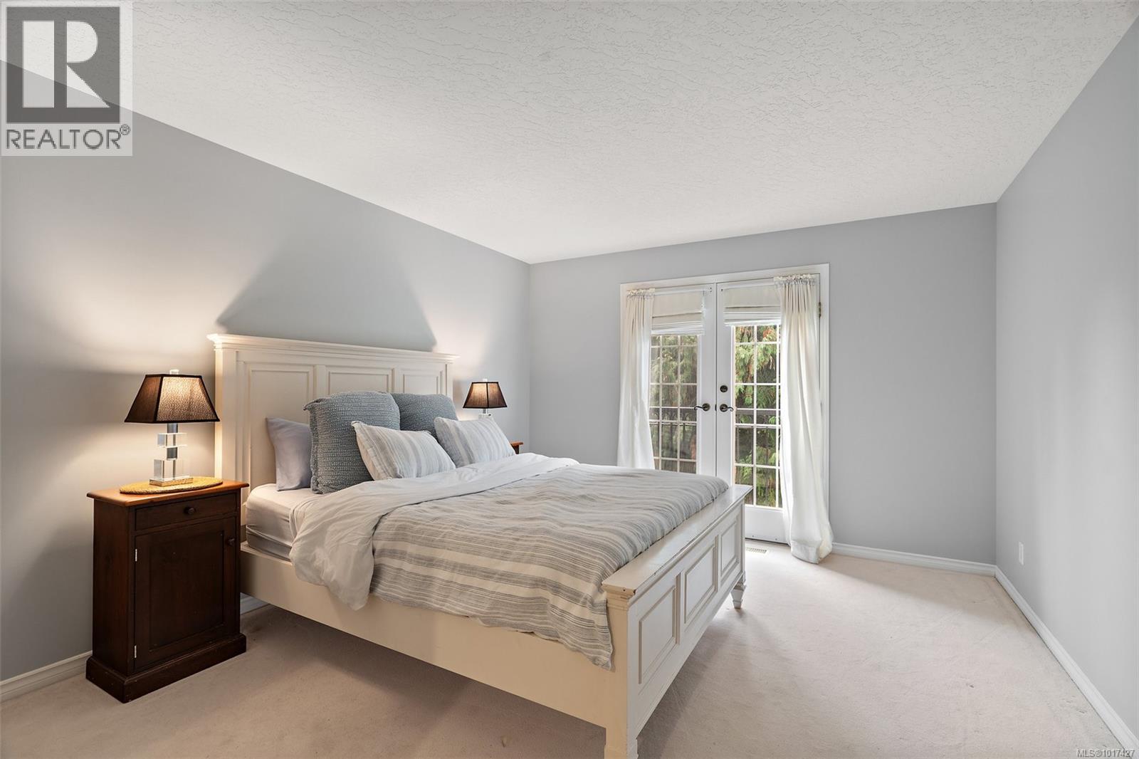 11327 Nitinat Rd, North Saanich