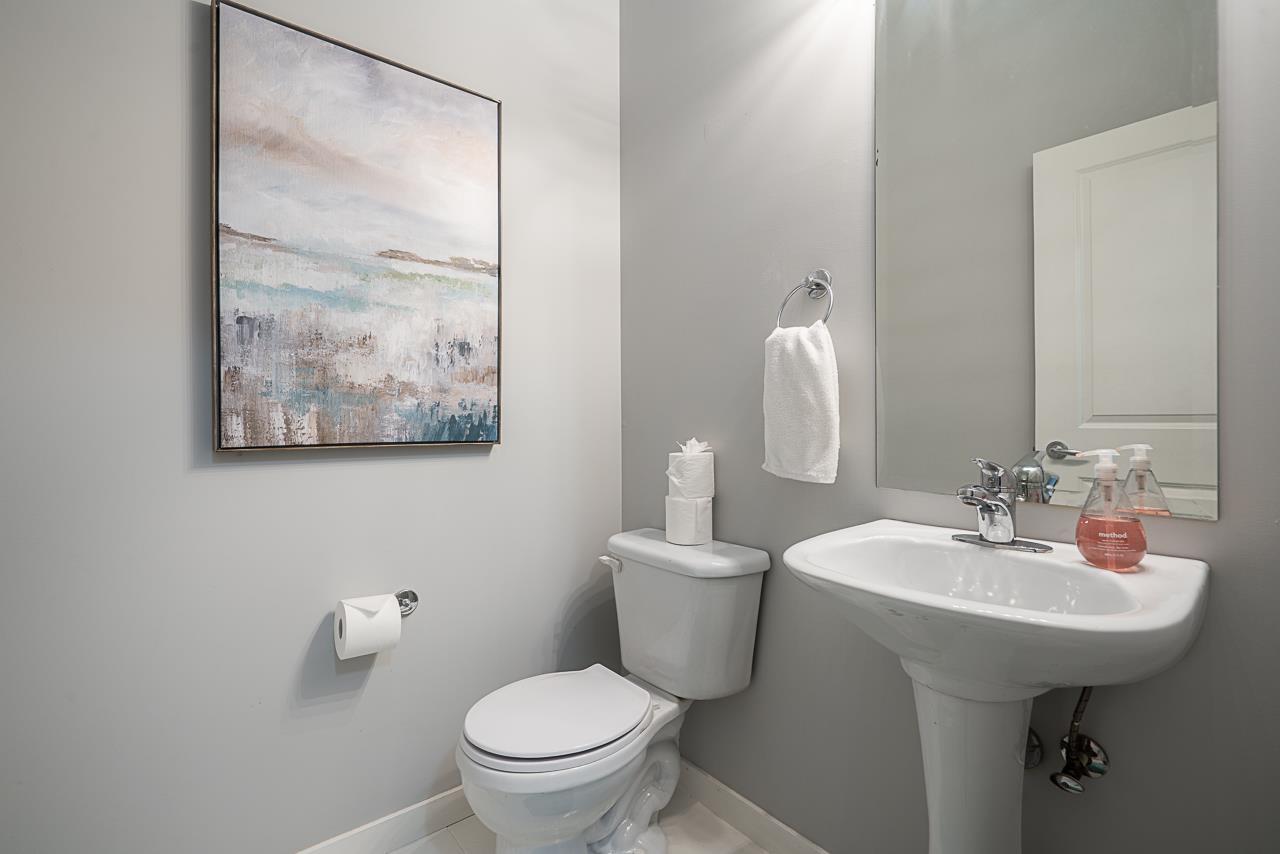 31 20350 68 AVENUE, Langley