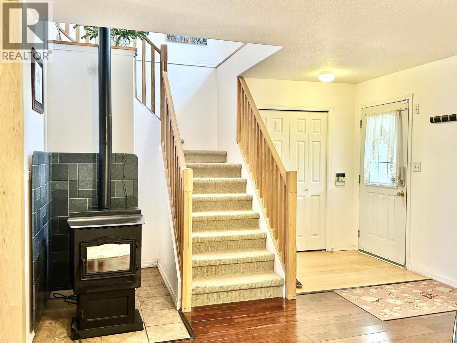 205 DOGWOOD STREET, Valemount