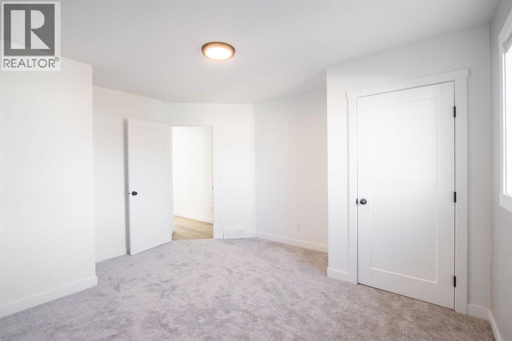 Single Family House for Sale in  Chapalina Crescent SE Chaparral Calgary 