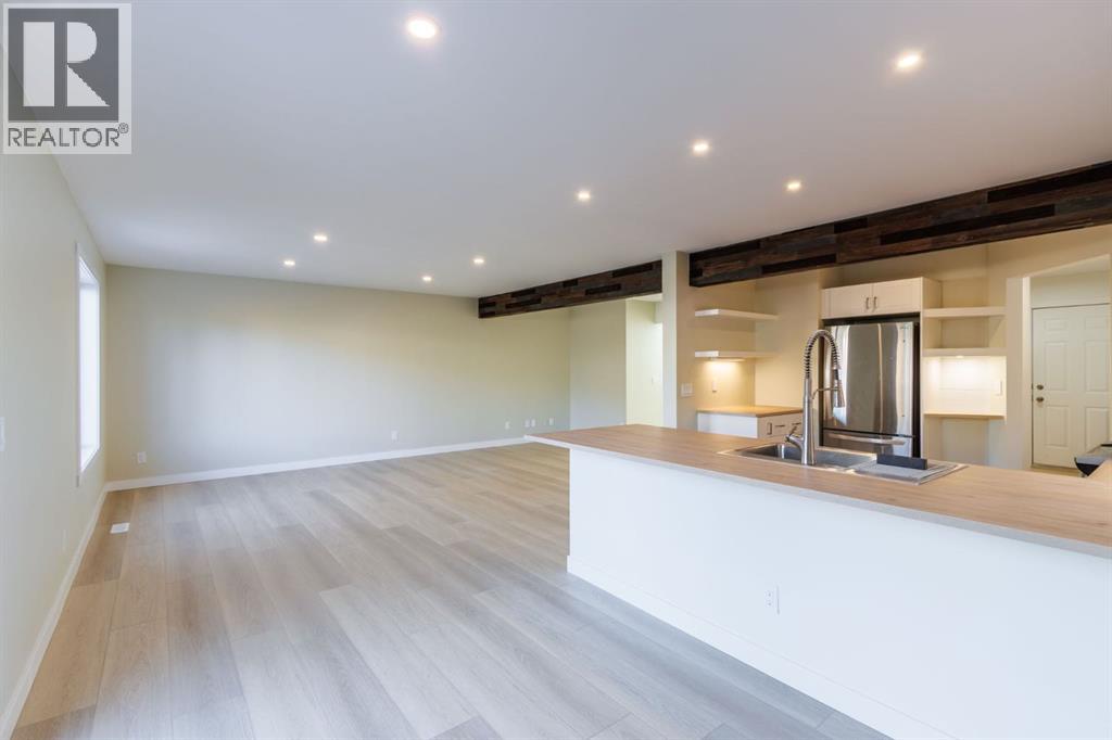 Single Family House for Sale in  Chapalina Crescent SE Chaparral Calgary 