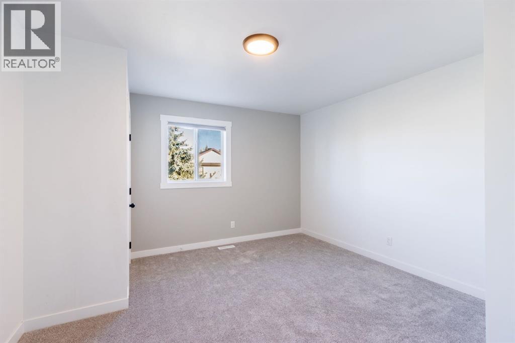 Single Family House for Sale in  Chapalina Crescent SE Chaparral Calgary 