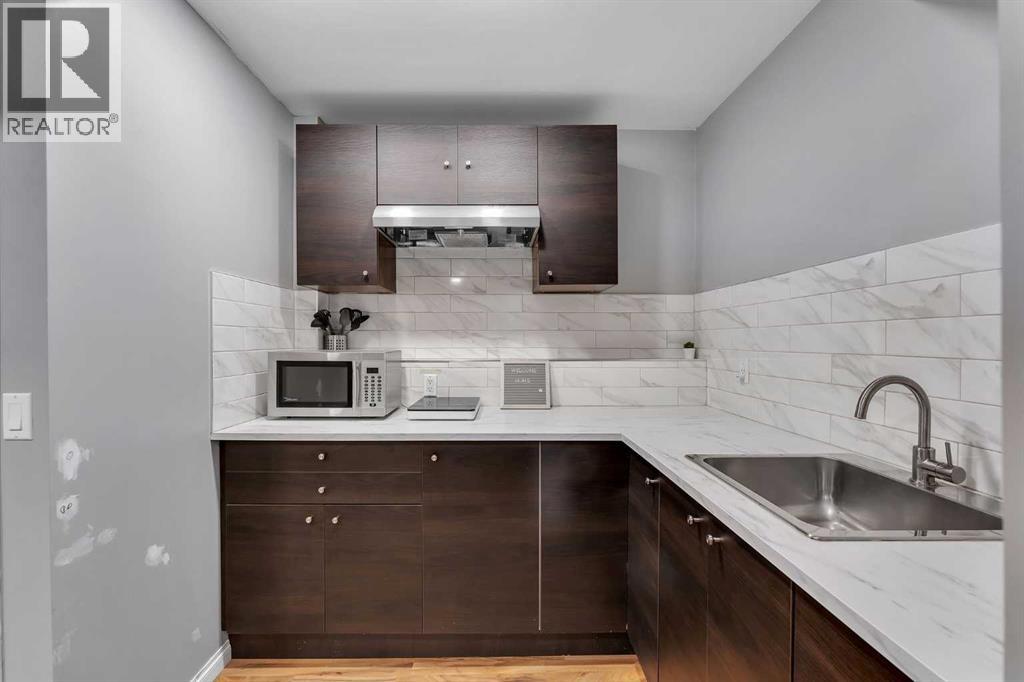 Single Family House 3 Level for Sale in  Erin Green Way SE Erin Woods Calgary 