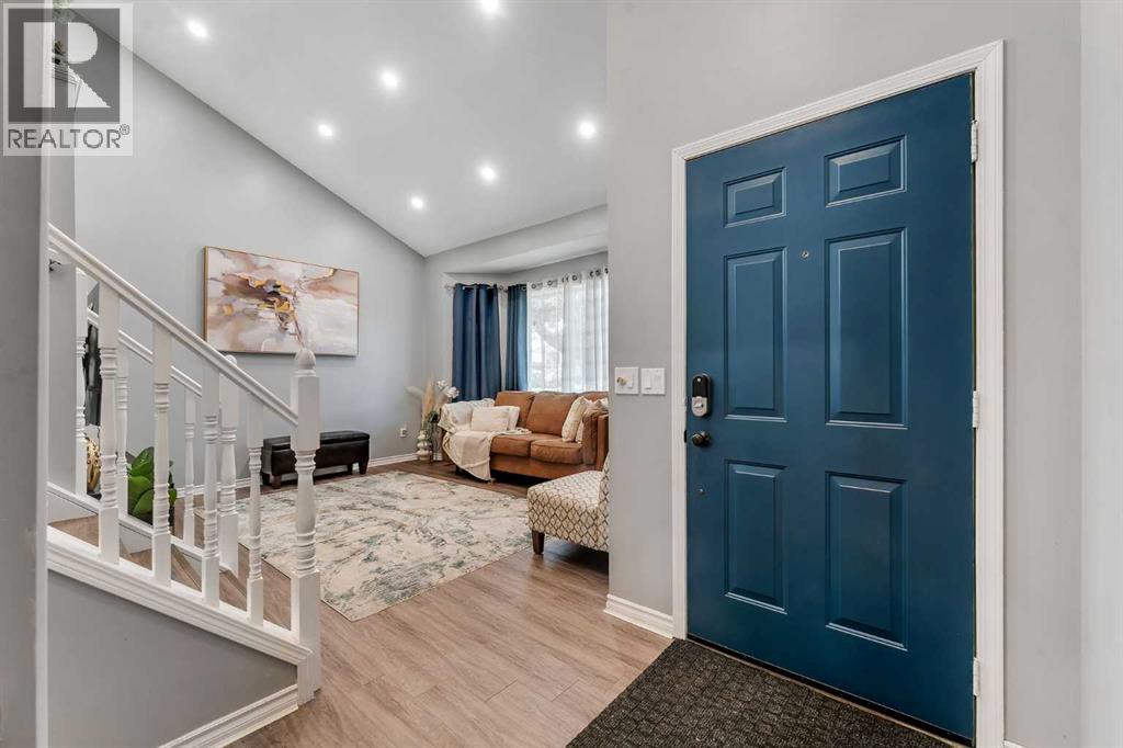 Single Family House 3 Level for Sale in  Erin Green Way SE Erin Woods Calgary 