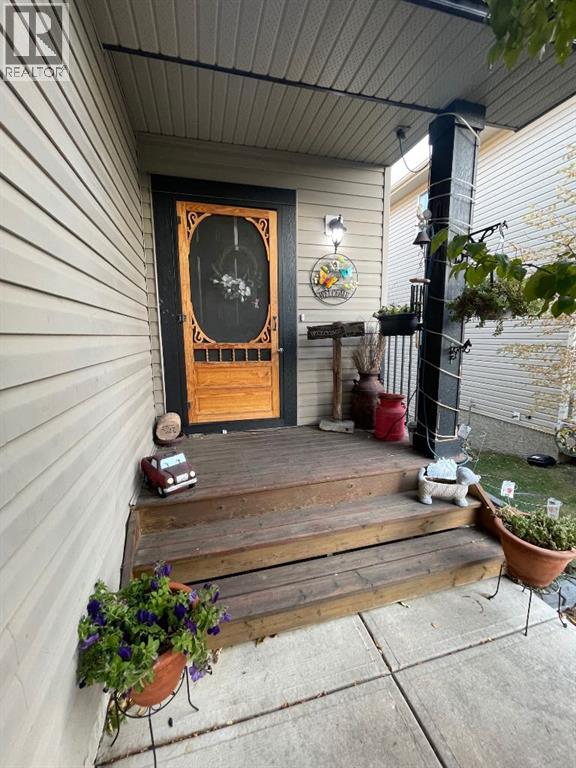 63 Glensummit Close, Cochrane