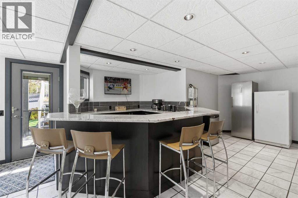 Single Family House for Sale in  Sceptre Close NW Scenic Acres Calgary 