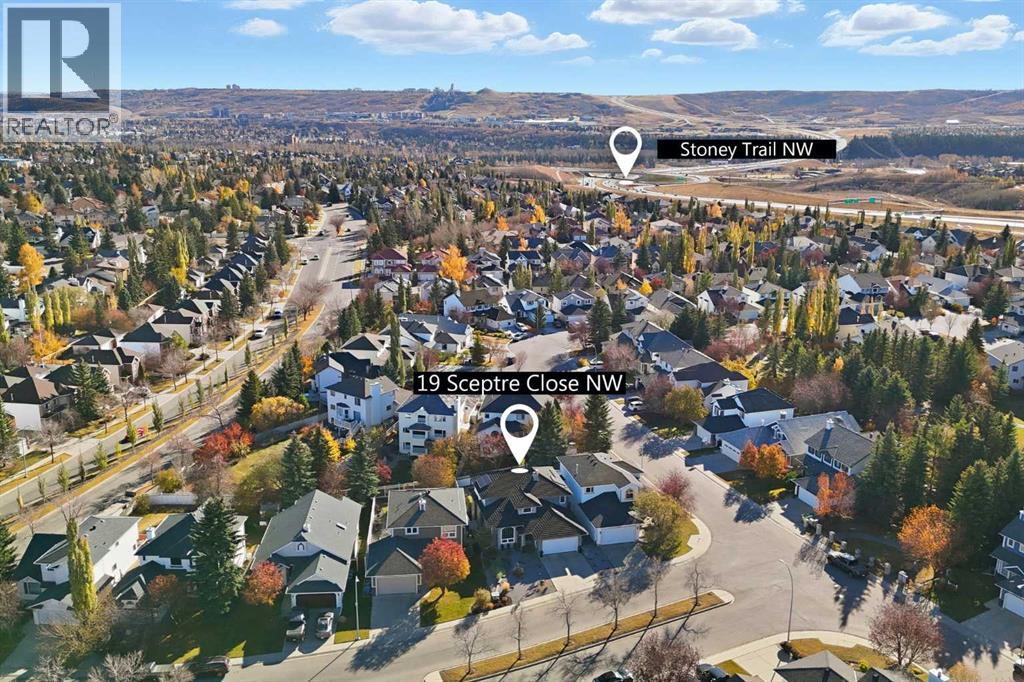 Single Family House for Sale in  Sceptre Close NW Scenic Acres Calgary 