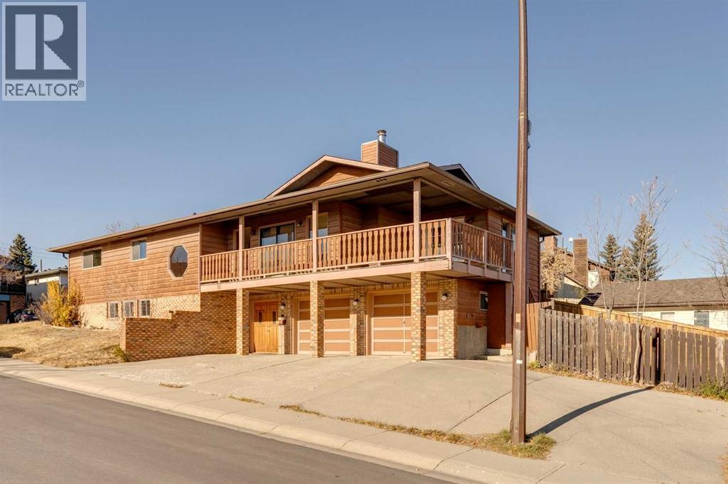 Single Family House Bungalow for Sale in  Beacham Rise NW Beddington Heights Calgary 