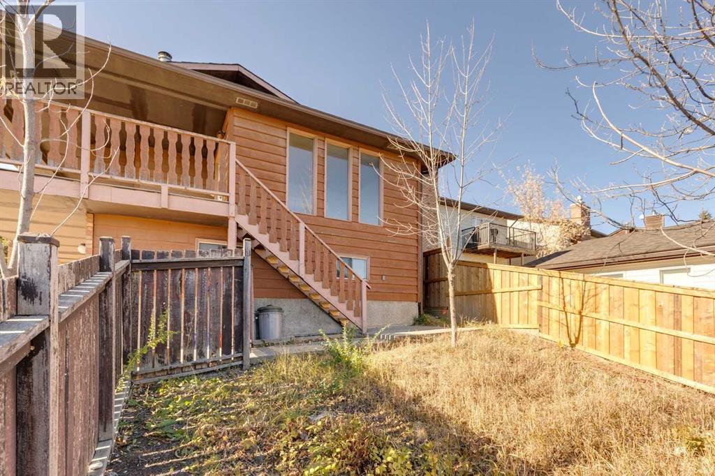 Single Family House Bungalow for Sale in  Beacham Rise NW Beddington Heights Calgary 