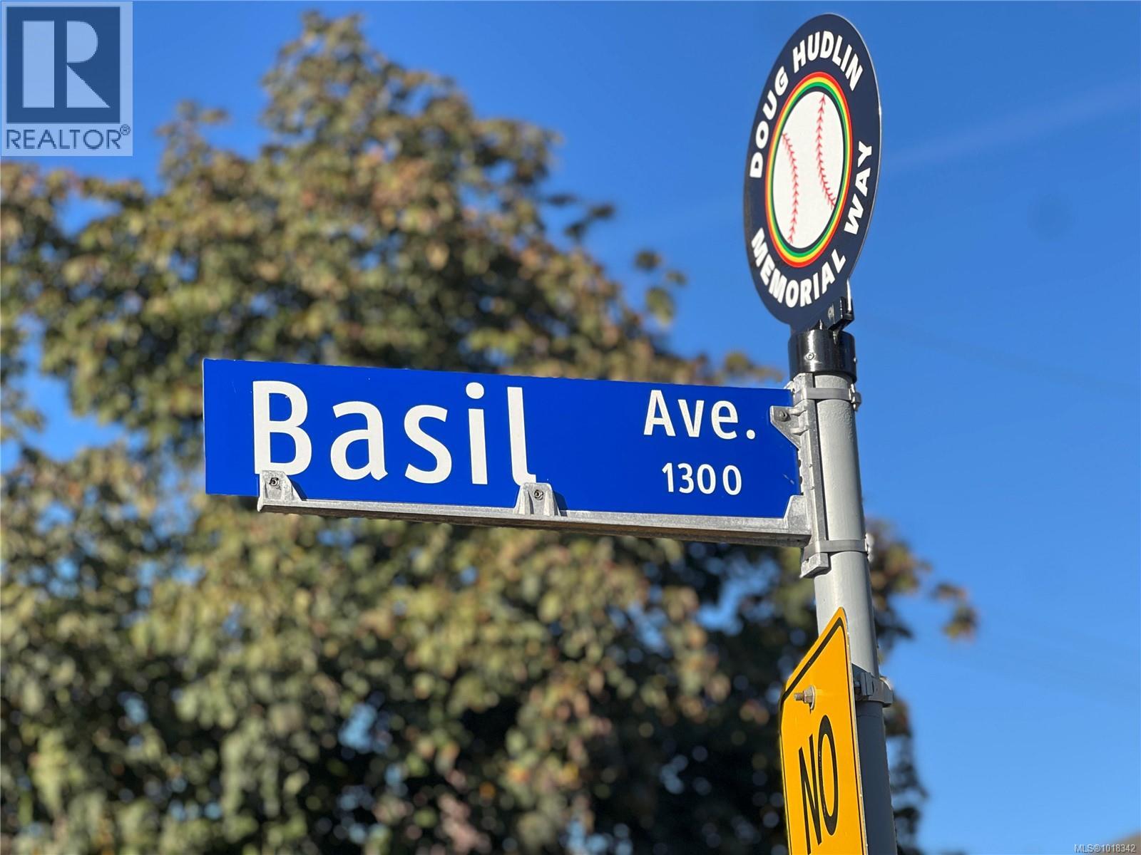 309 1342 Hillside Avenue, Victoria