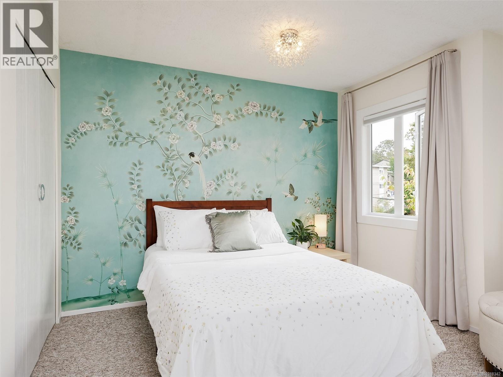 309 1342 Hillside Avenue, Victoria