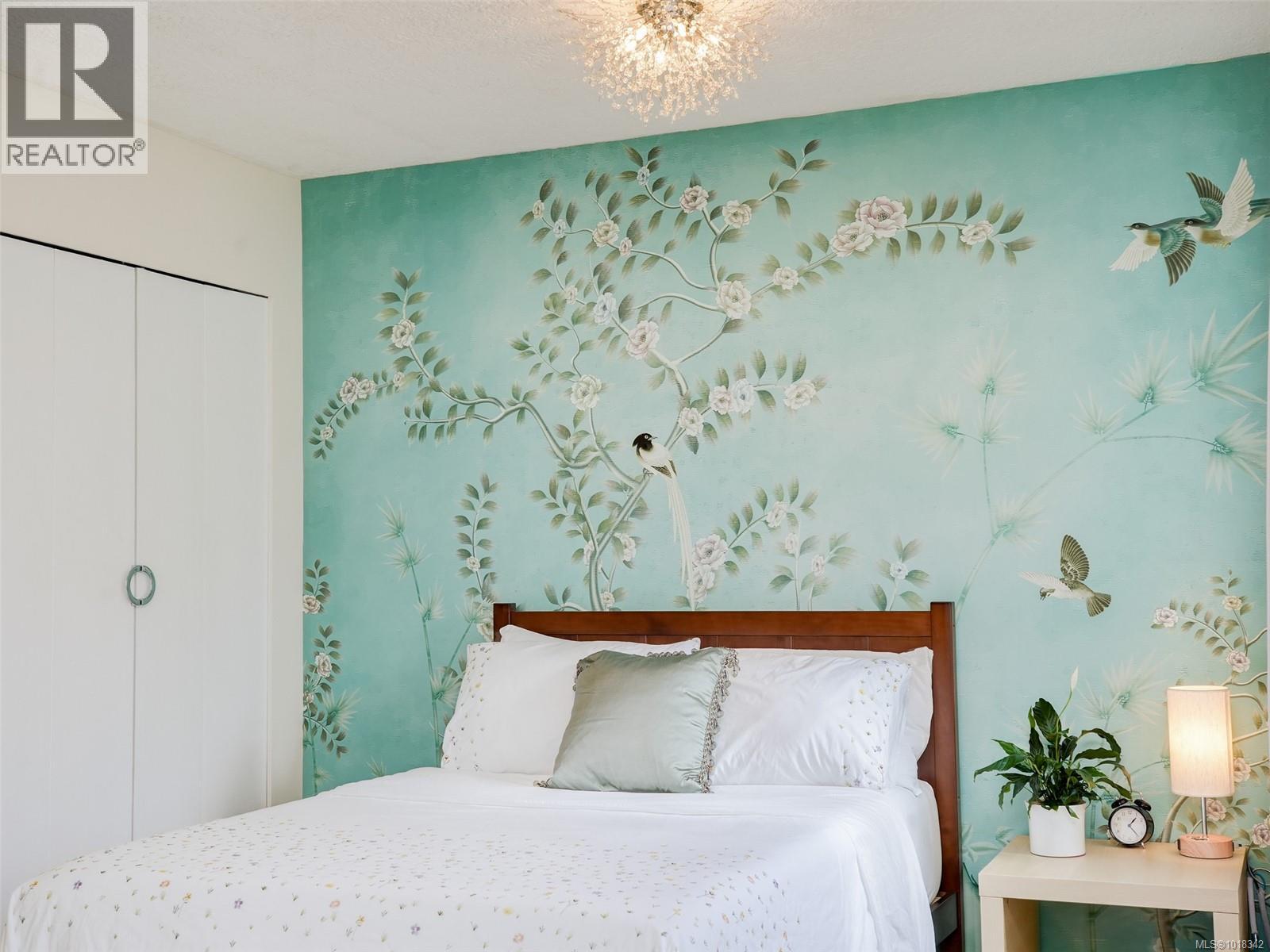 309 1342 Hillside Avenue, Victoria