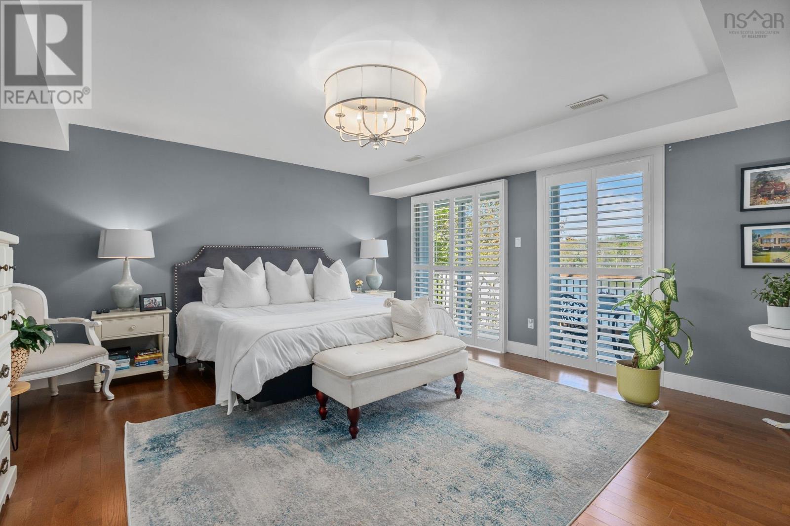 Property 22 of 46 of 51 Eagle Point Drive