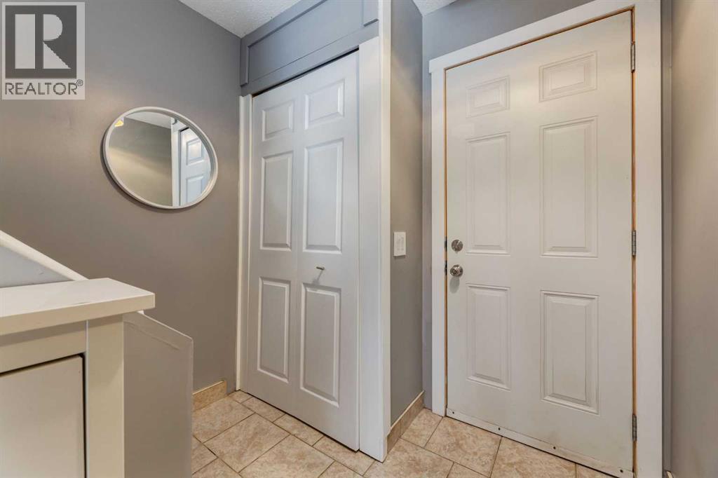 Single Family House for Sale in   Pensacola Crescent SE Penbrooke Meadows Calgary 