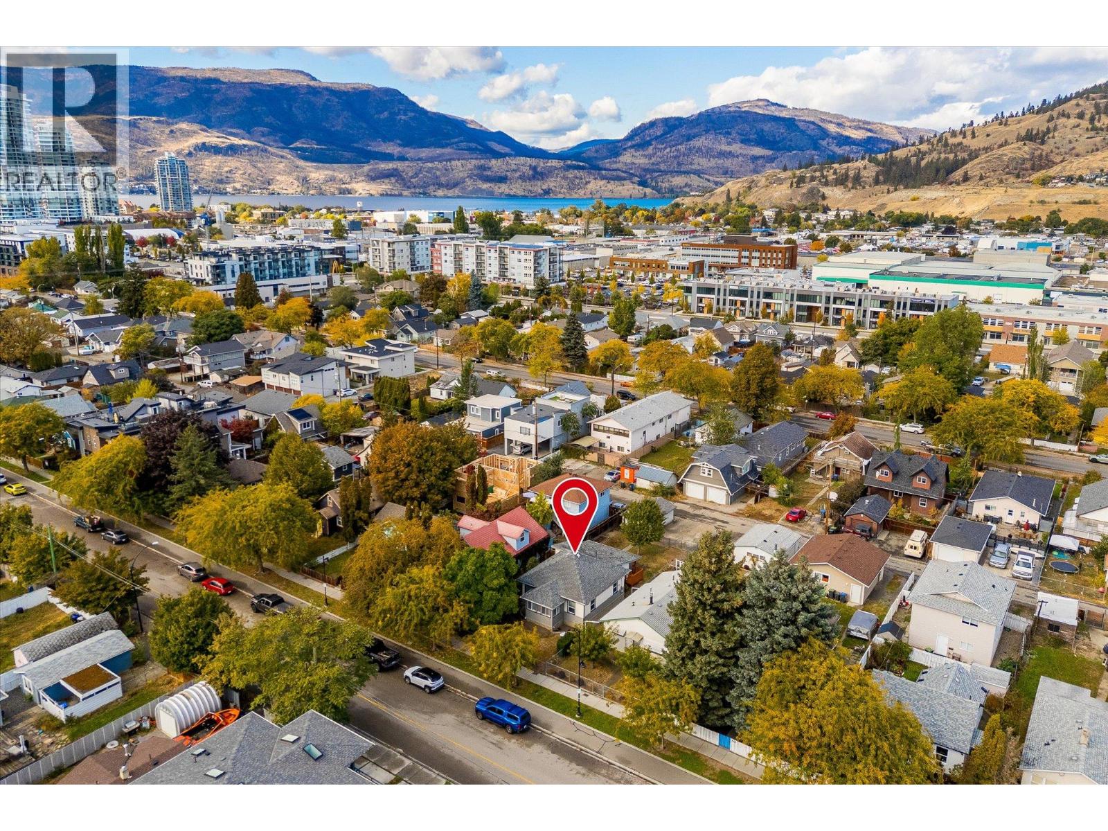  836 Cawston Avenue, Kelowna