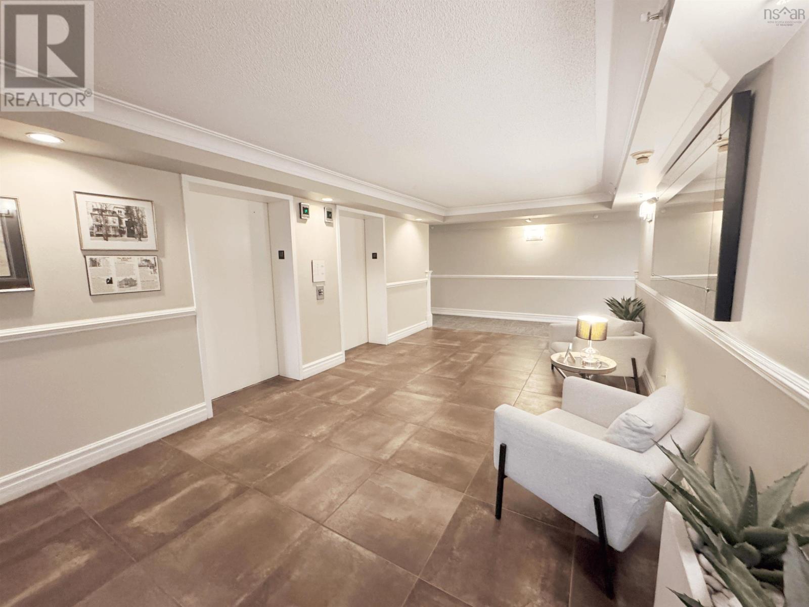 Property 28 of 30 of 507 1041 Wellington Street