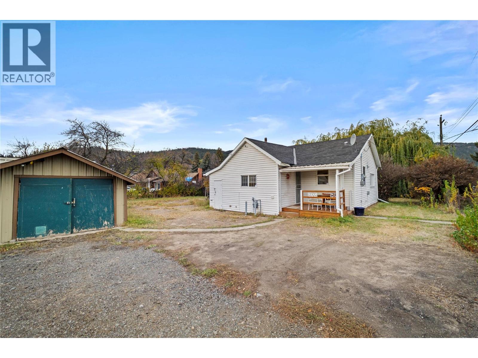 1201 GOVERNMENT Avenue, Merritt