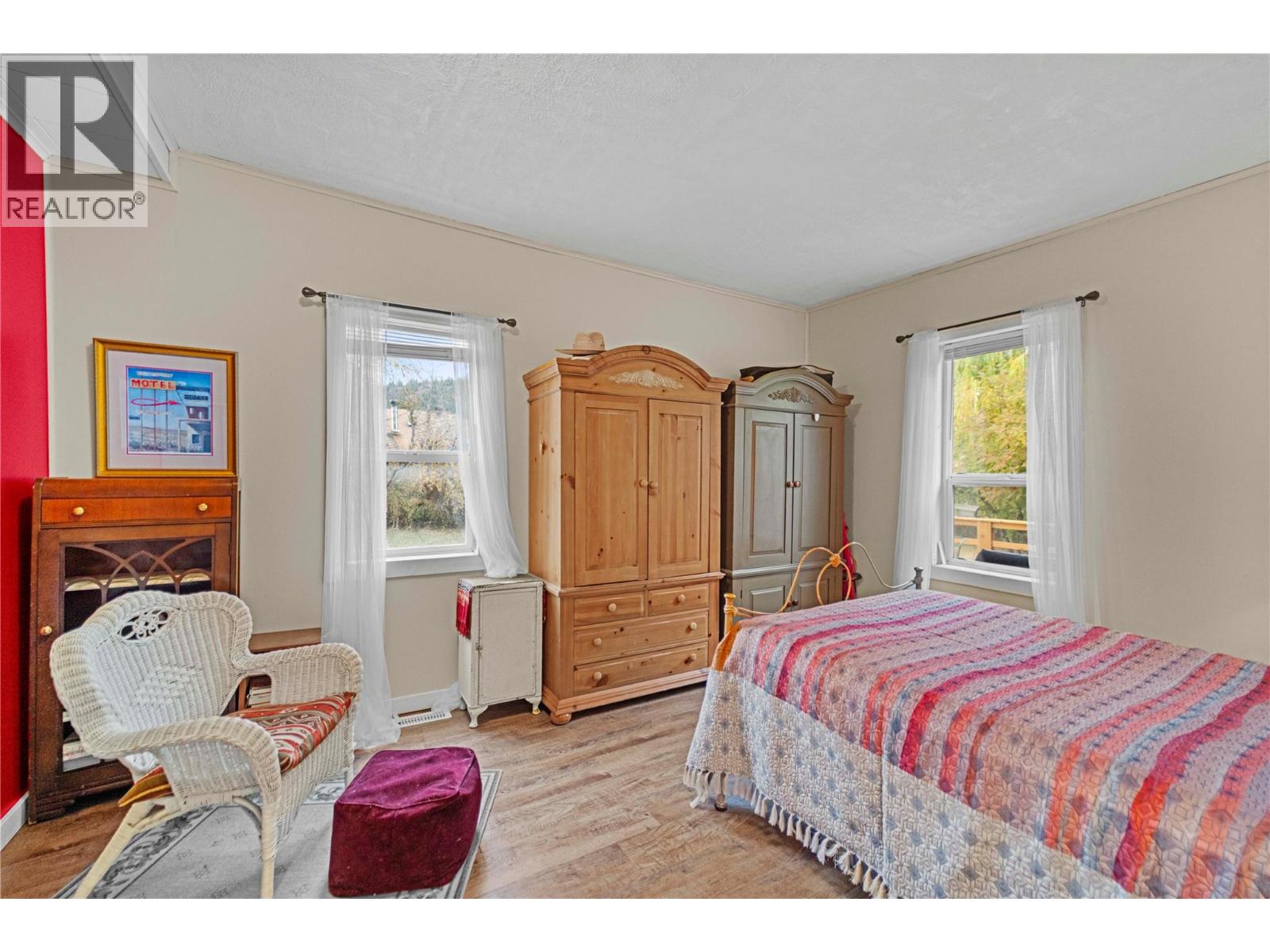 1201 GOVERNMENT Avenue, Merritt