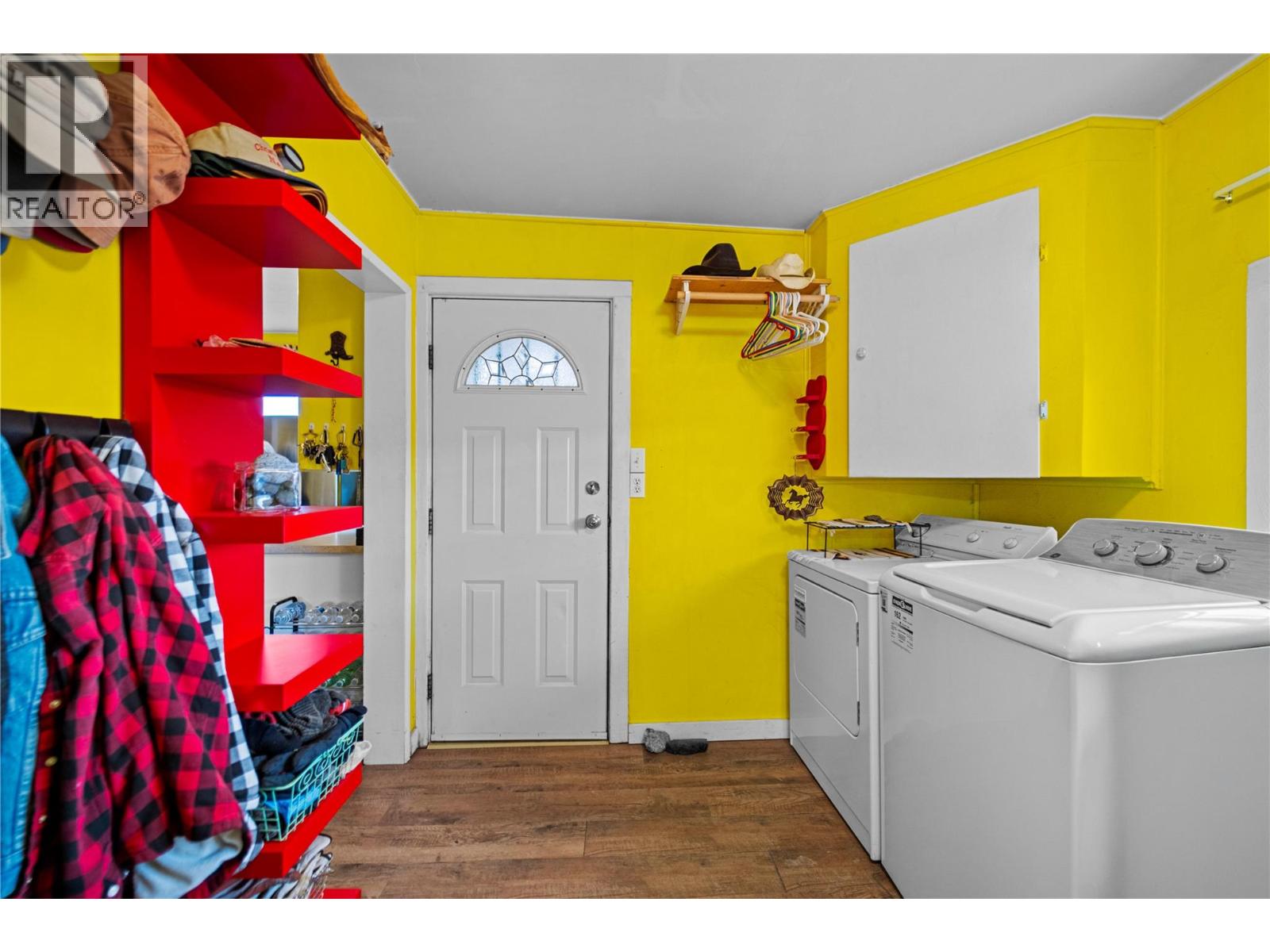 1201 GOVERNMENT Avenue, Merritt