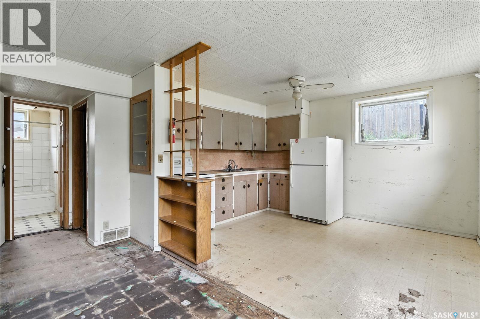 Single Family House Bungalow for Sale in  Horace STREET Regina 