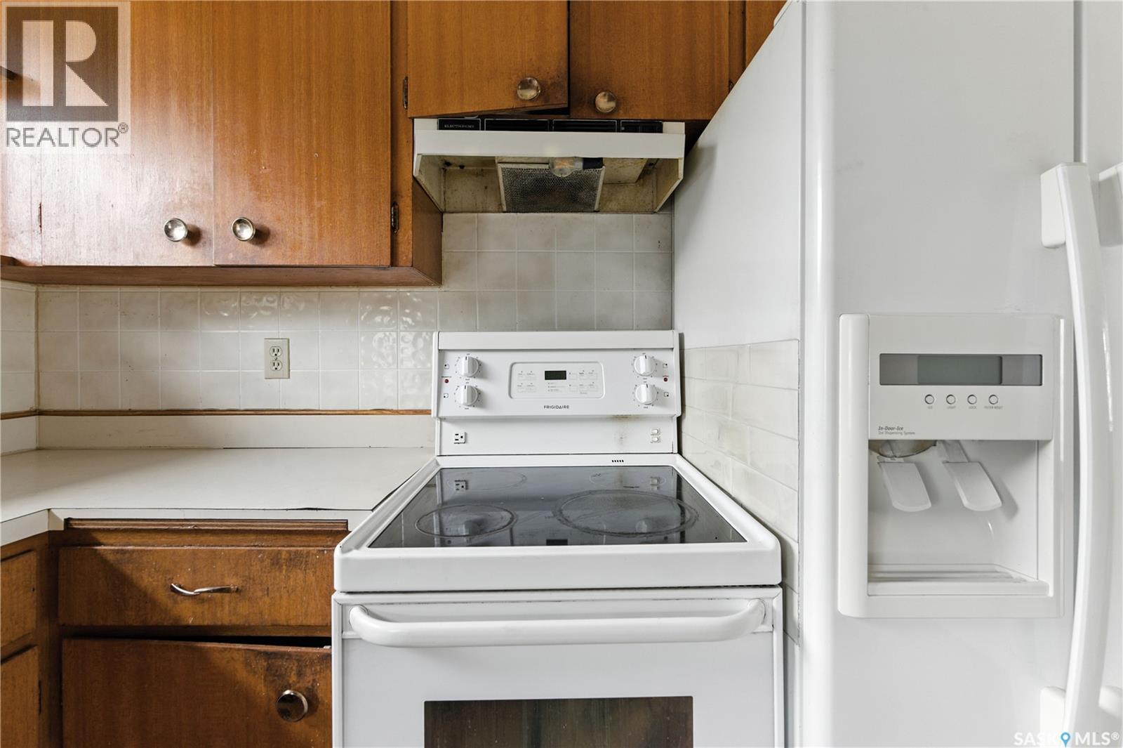 Single Family House Bungalow for Sale in  Horace STREET Regina 