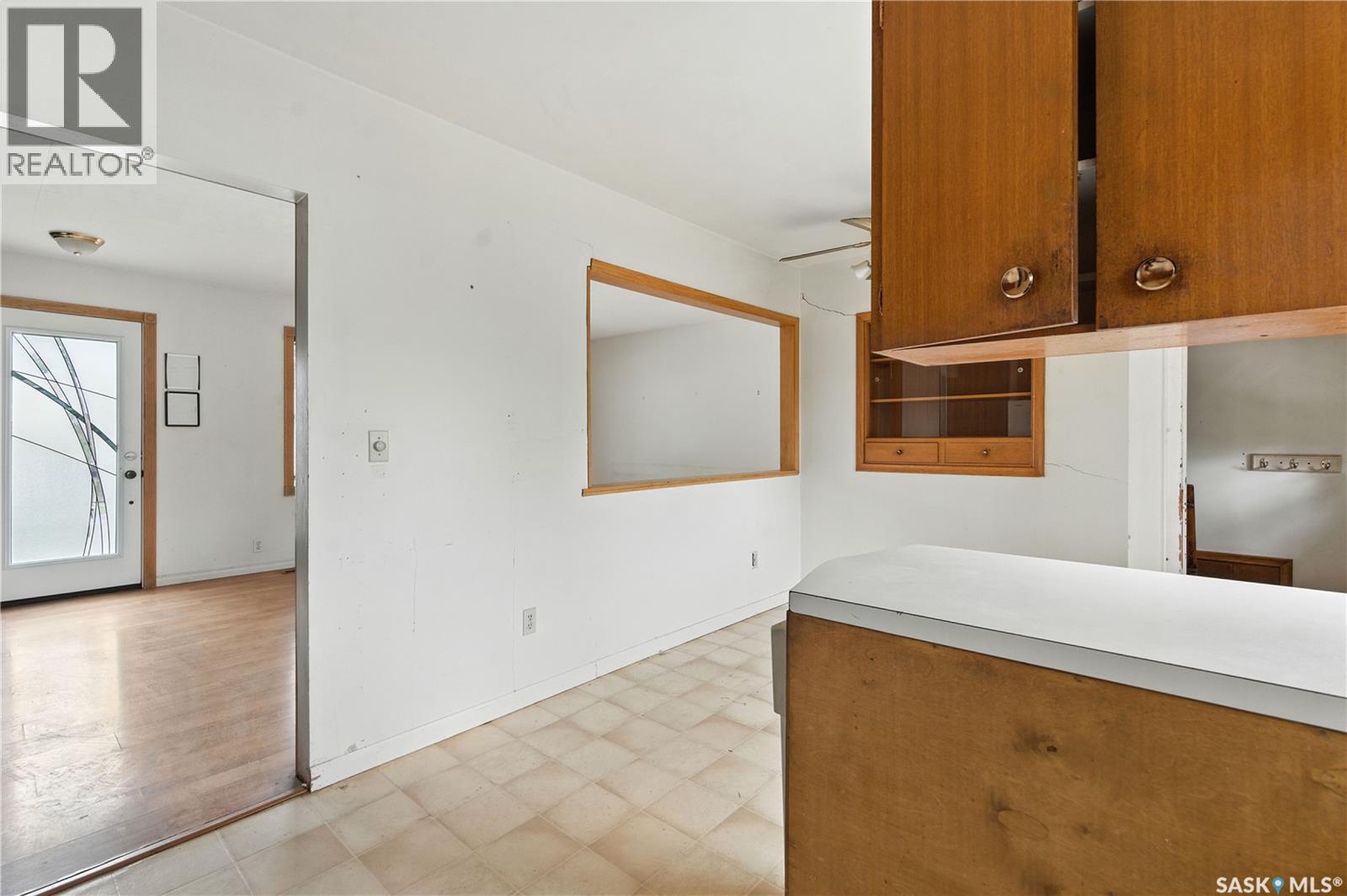 Single Family House Bungalow for Sale in  Horace STREET Regina 