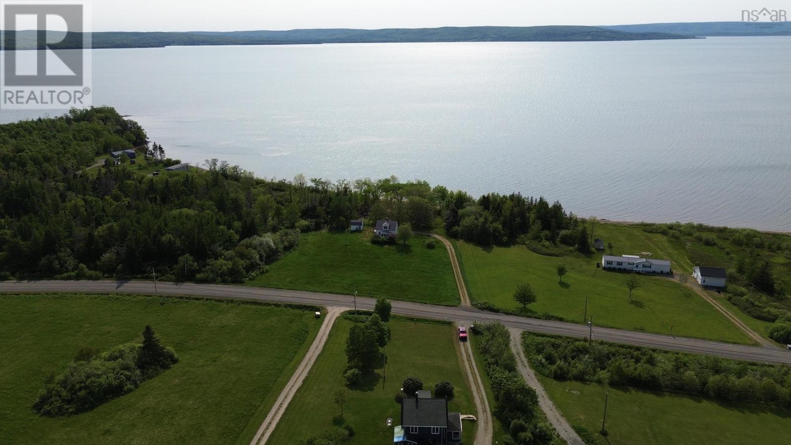 Property 12 of 29 of 3498 Highway 395