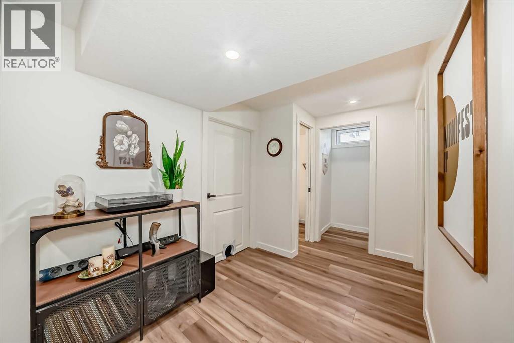 Single Family House Bungalow for Sale in  Mackid Crescent NE Mayland Heights Calgary 