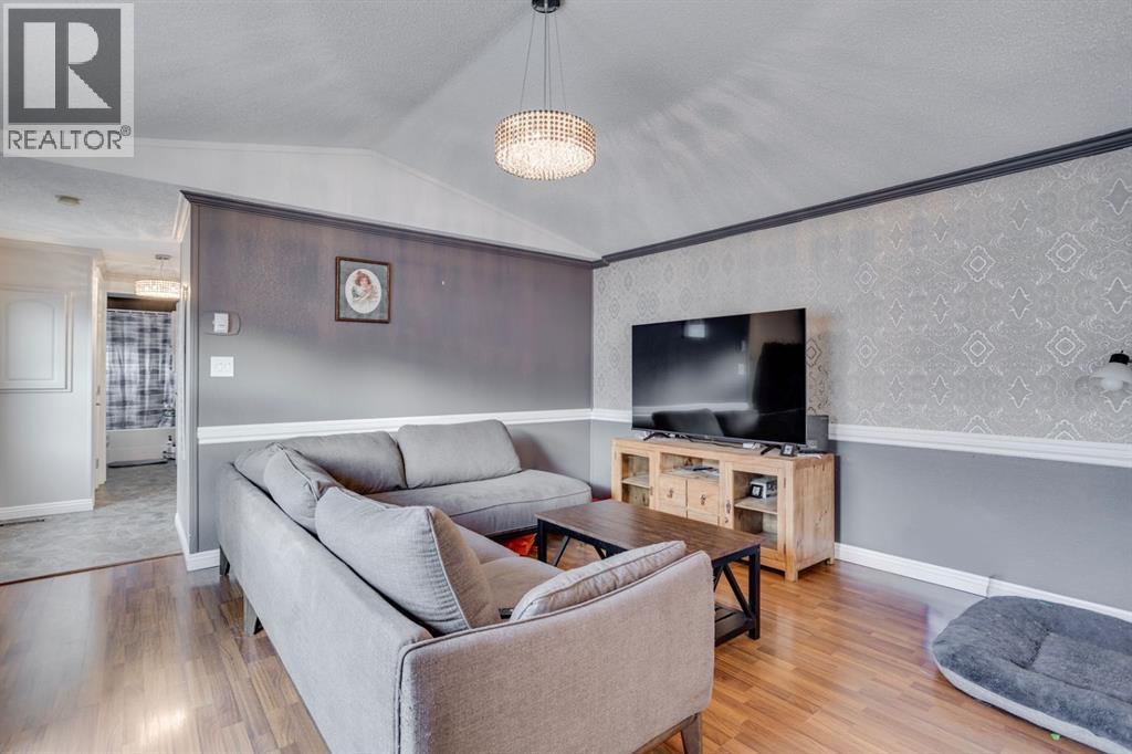 252 Cree Road, Fort McMurray