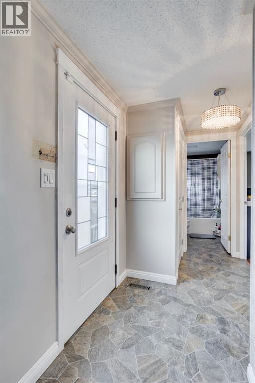 252 Cree Road, Fort McMurray