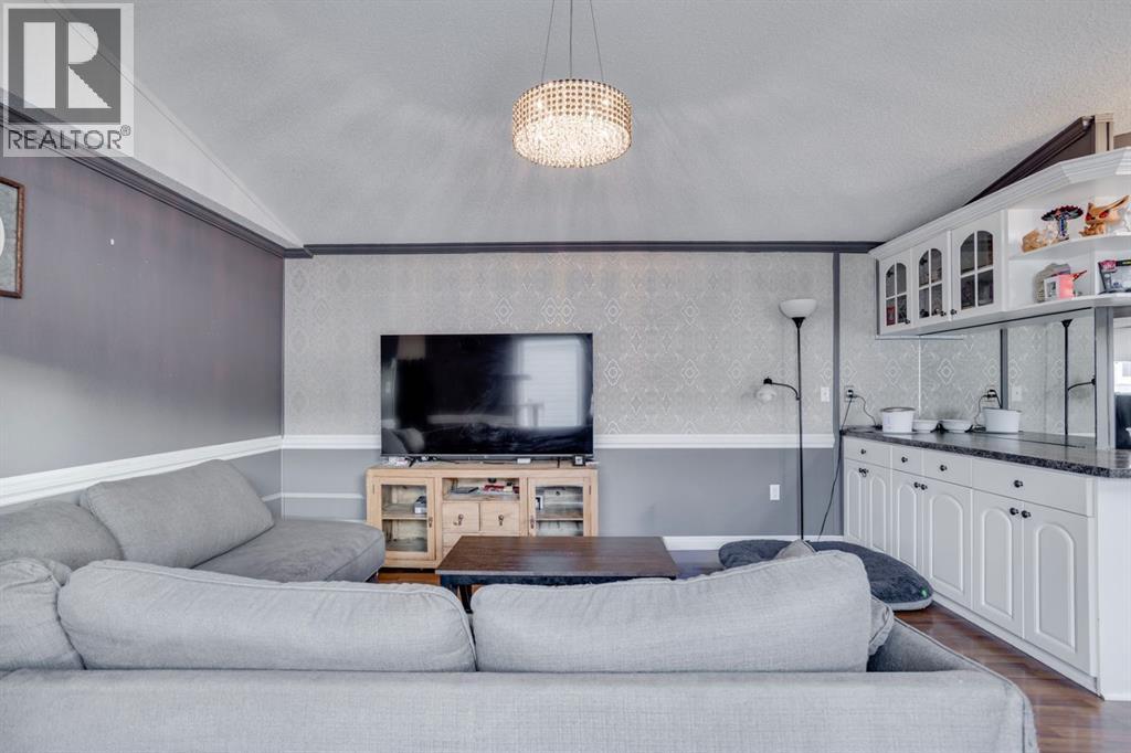 252 Cree Road, Fort McMurray