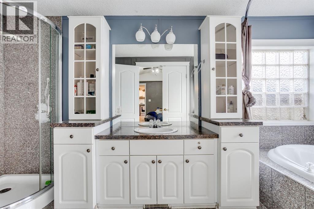 252 Cree Road, Fort McMurray