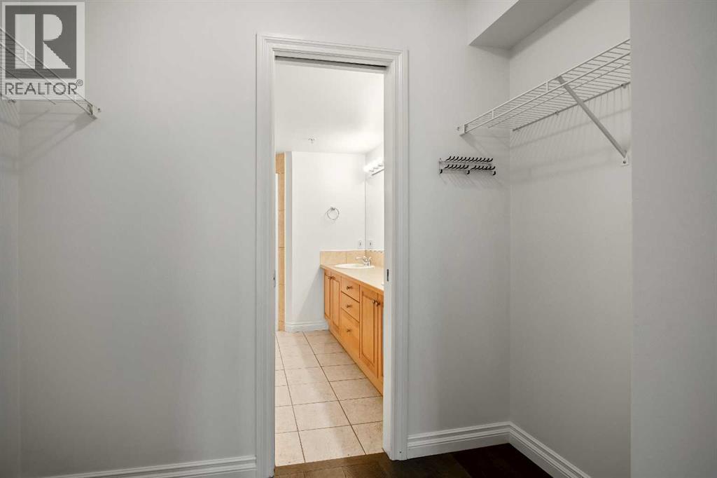 Single Family House for Sale in    Street NW Sunnyside Calgary 