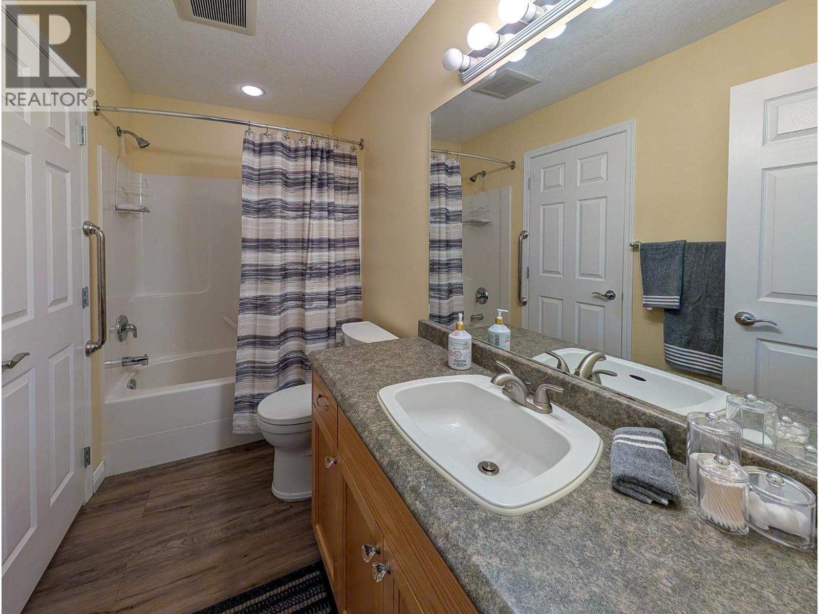 403 2911 FERRY AVENUE, Prince George