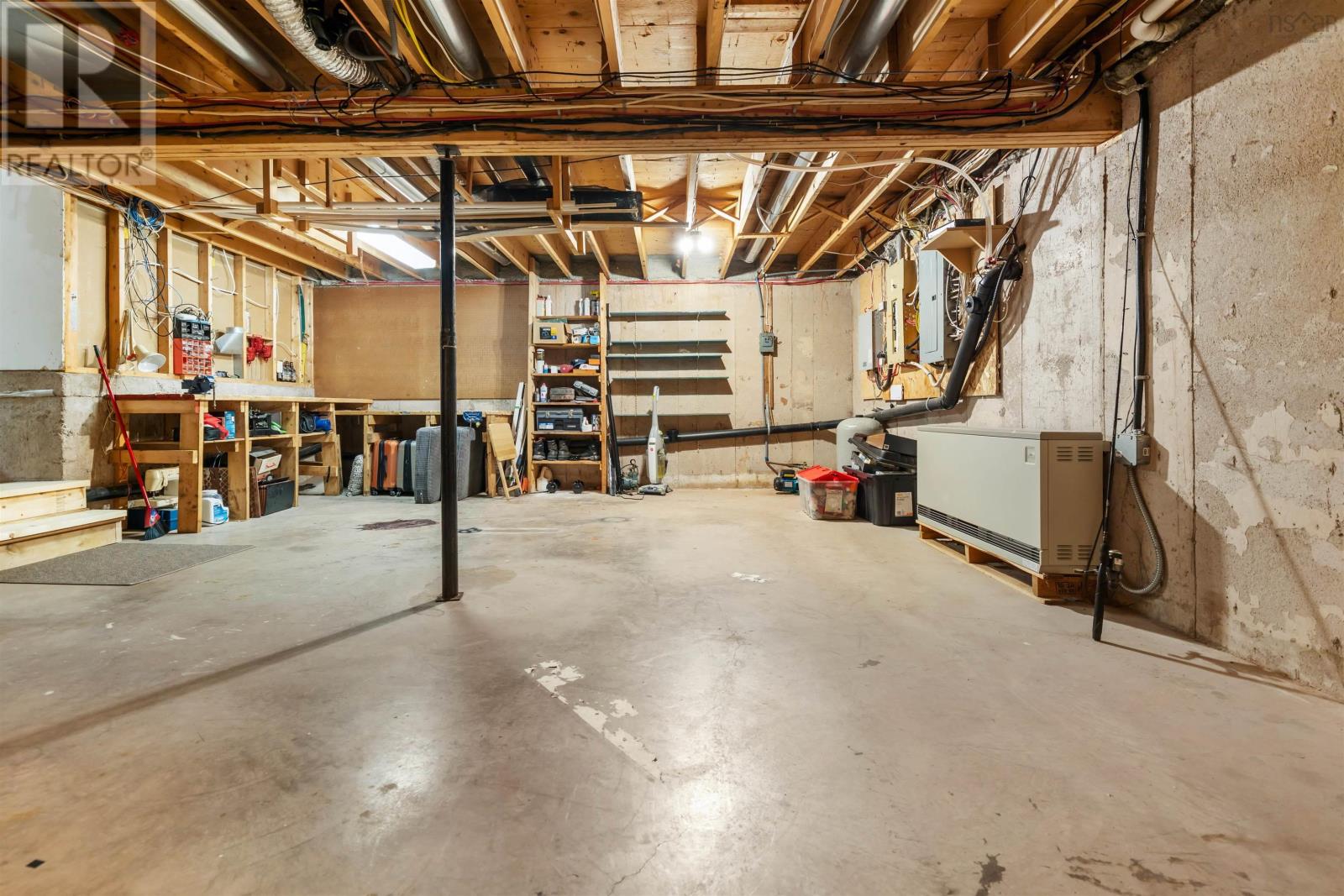 Property 35 of 49 of 2003 Highway 6 Highway