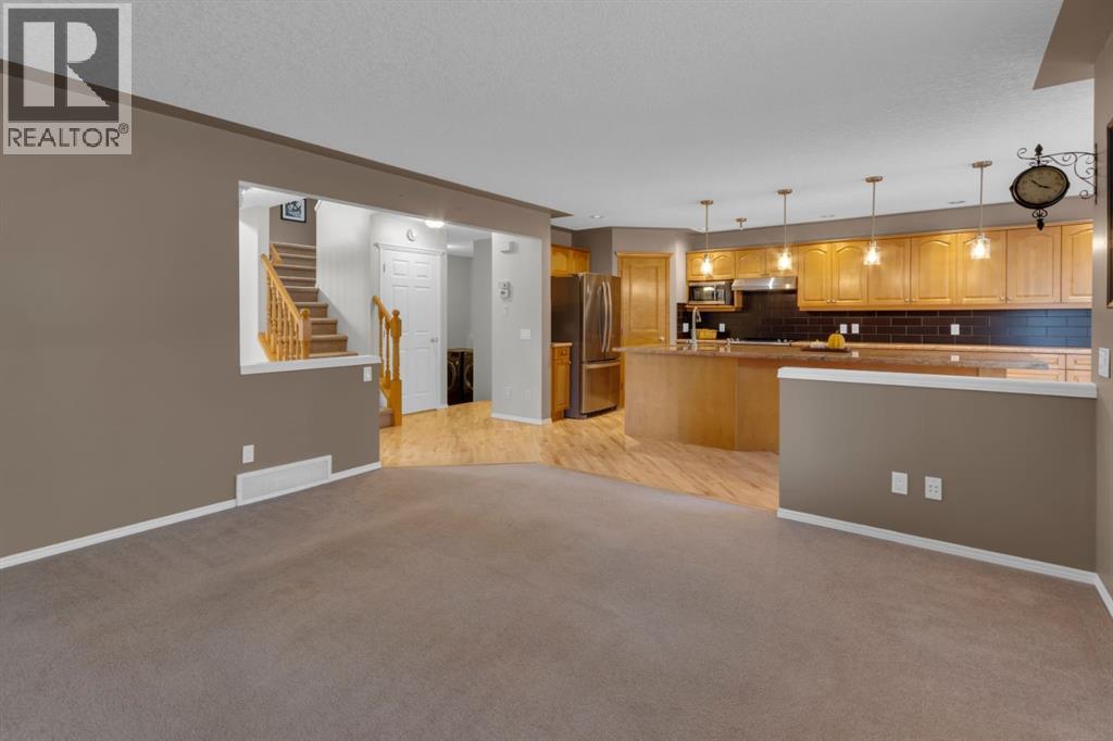 Single Family House for Sale in  Springbank Rise SW Springbank Hill Calgary 