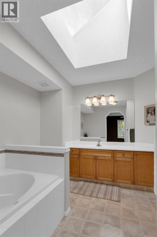 Single Family House for Sale in  Springbank Rise SW Springbank Hill Calgary 