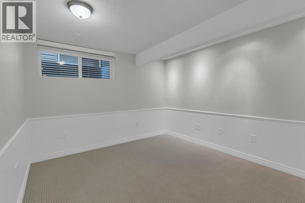 Single Family House for Sale in  Springbank Rise SW Springbank Hill Calgary 