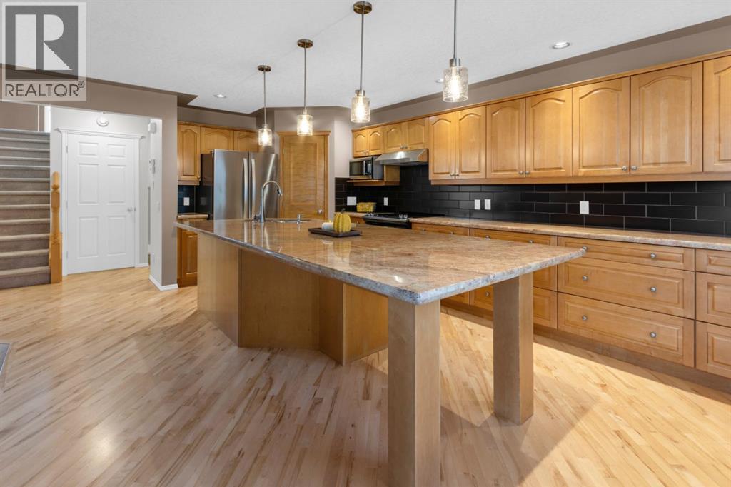 Single Family House for Sale in  Springbank Rise SW Springbank Hill Calgary 