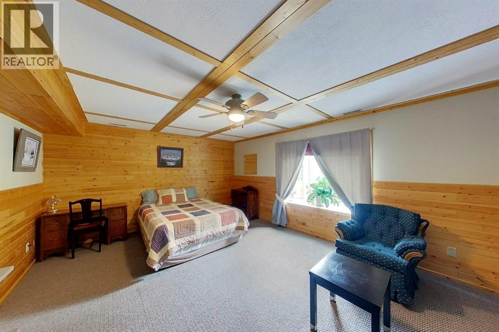 5114 49 AVE - Image 42