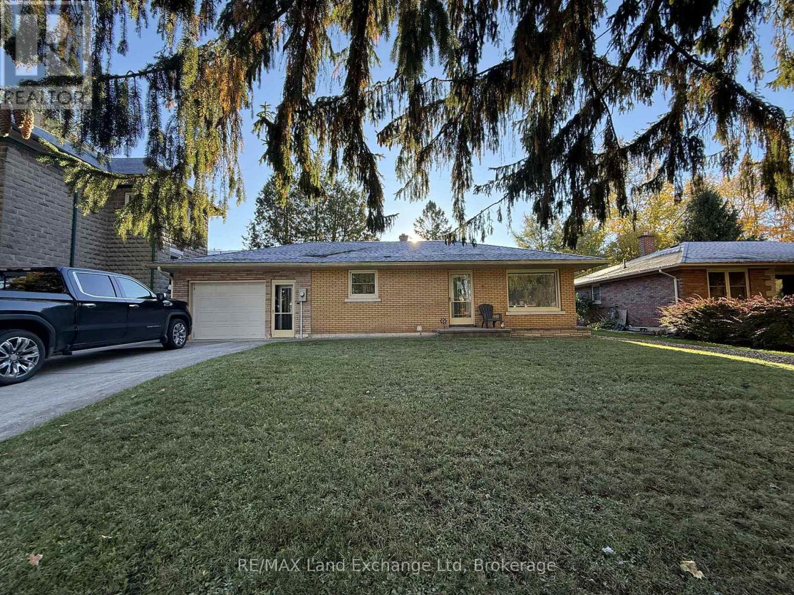 161 Catherine Street