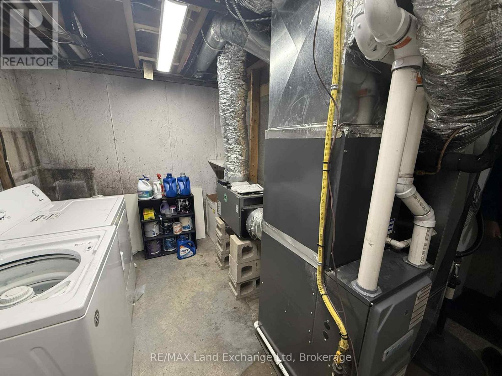161 CATHERINE STREET — photo 12