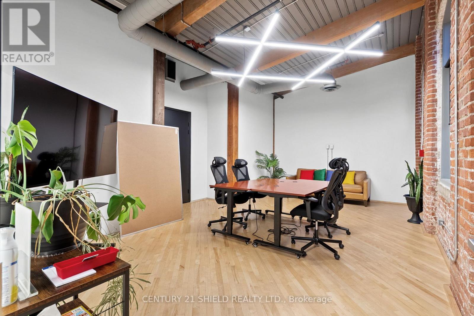116 - 705 COTTON MILL STREET — photo 42
