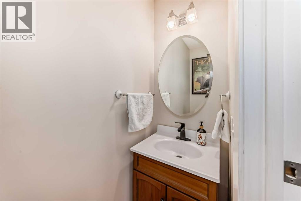 Single Family House for Sale in  Applecroft Road SE Applewood Park Calgary 